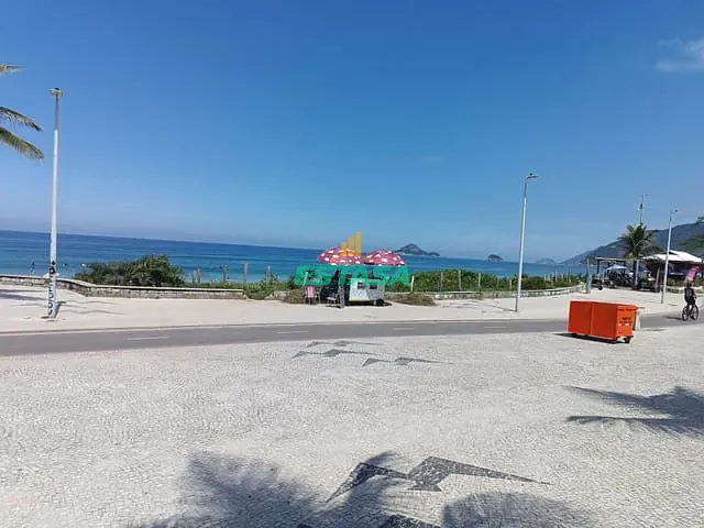 Flat 1 quarto e 1 banheiro, para alugar, no bairro Recreio dos Bandeirantes em Rio de Janeiro