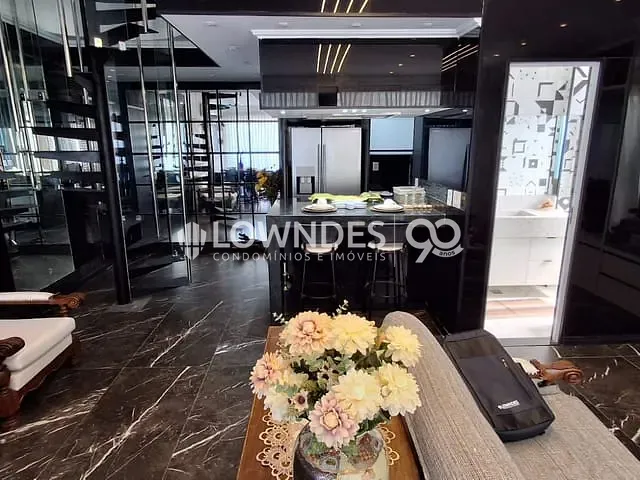 Flat com 118m² 3 quartos e 3 banheiros, à venda, no bairro Barra da Tijuca em Rio de Janeiro