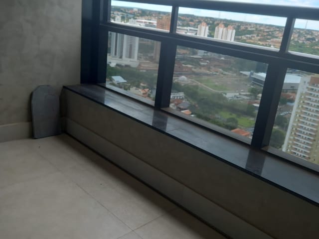 Flat com 46m² 1 quarto e 1 banheiro, à venda, no bairro Jardim dos Estados em Campo Grande