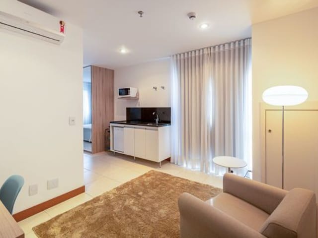 Flat 1 quarto e 1 banheiro, à venda, no bairro Asa Norte em Brasília