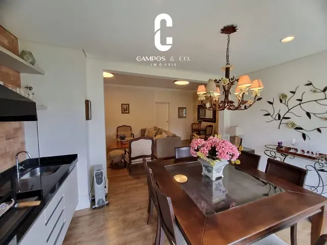 Apartamento com 285m² 3 quartos e 2 banheiros, à venda, no bairro Vila Capivari em Campos Do Jordão