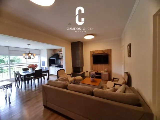 Apartamento com 285m² 3 quartos e 2 banheiros, à venda, no bairro Vila Capivari em Campos Do Jordão