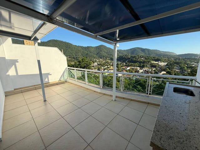 Flat 1 quarto e 1 banheiro, para alugar, no bairro Itaipu em Niterói