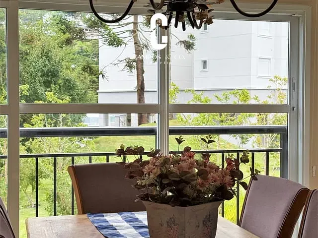 Apartamento com 285m² 3 quartos e 2 banheiros, à venda, no bairro Vila Capivari em Campos Do Jordão