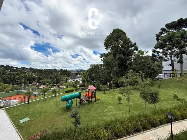 Apartamento com 285m² 3 quartos e 2 banheiros, à venda, no bairro Vila Capivari em Campos Do Jordão