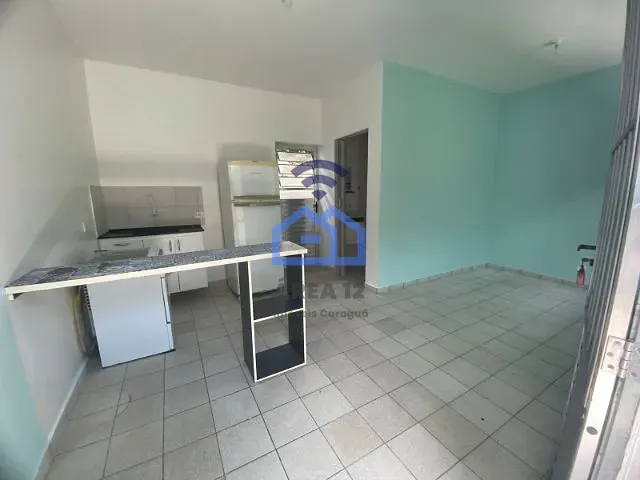 Flat com 30m² 1 quarto e 1 banheiro, à venda, no bairro Centro em Caraguatatuba
