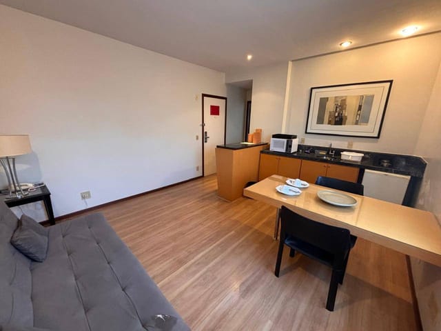 Apartamento 1 quarto e 1 banheiro, para alugar, no bairro Savassi em Belo Horizonte