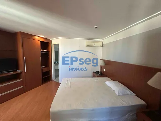 Flat 1 quarto e 1 banheiro, à venda, no bairro Centro em Londrina