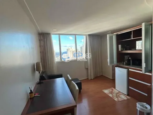 Flat 1 quarto e 1 banheiro, à venda, no bairro Centro em Londrina