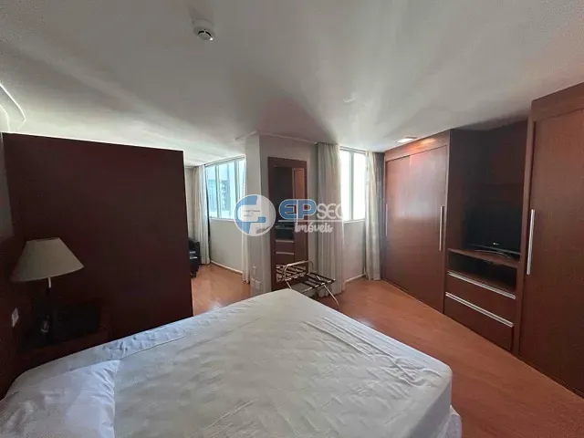 Flat 1 quarto e 1 banheiro, à venda, no bairro Centro em Londrina