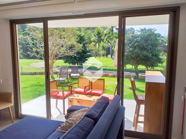 Flat com 83m² 2 quartos e 2 banheiros, à venda, no bairro Parque Mambucaba (Mambucaba) em Angra dos Reis
