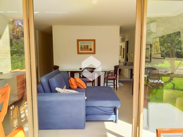 Flat com 83m² 2 quartos e 2 banheiros, à venda, no bairro Parque Mambucaba (Mambucaba) em Angra dos Reis