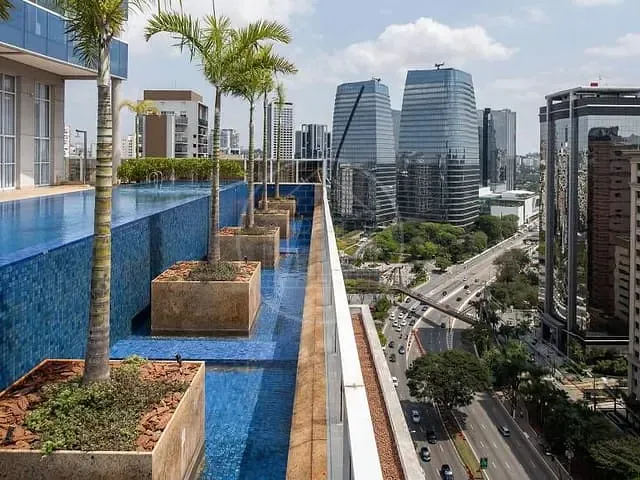 Flat com 54m² 1 quarto e 2 banheiros, para alugar, no bairro Vila Nova Conceição em São Paulo