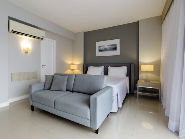 Flat com 58m² 2 quartos e 2 banheiros, à venda, no bairro Barra da Tijuca em Rio de Janeiro
