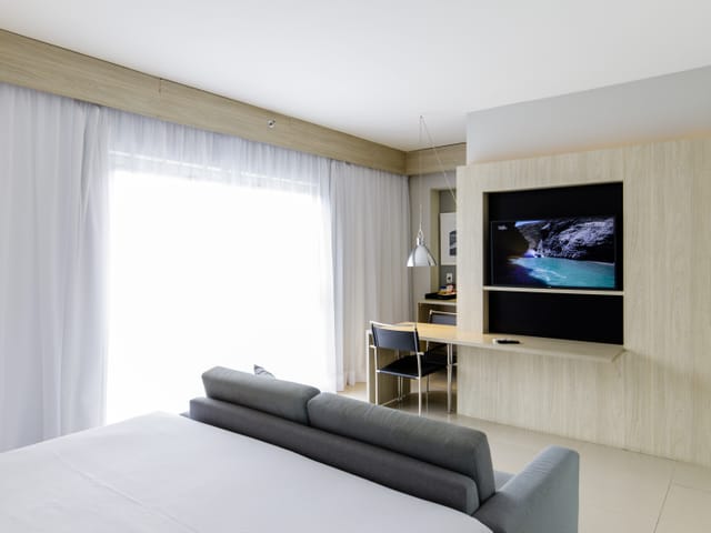 Flat com 58m² 2 quartos e 2 banheiros, à venda, no bairro Barra da Tijuca em Rio de Janeiro
