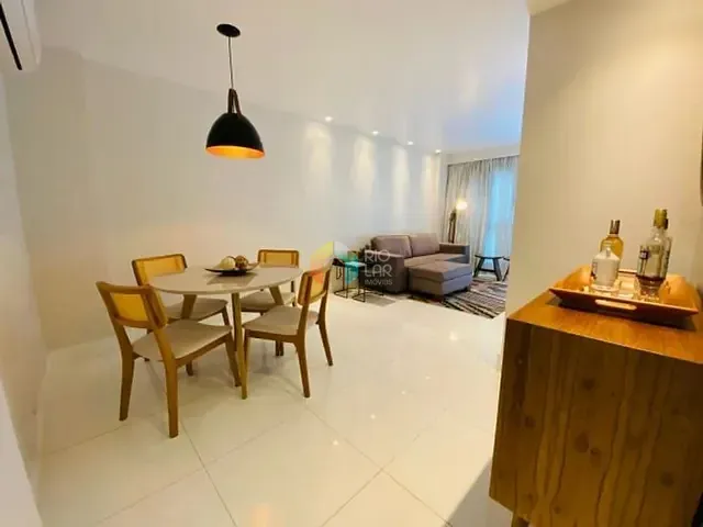 Flat com 70m² 2 quartos e 1 banheiro, à venda, no bairro Lagoa em Rio de Janeiro