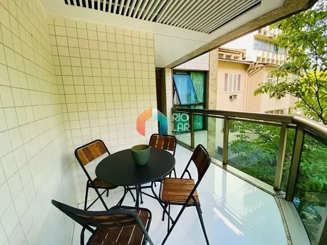 Flat com 70m² 2 quartos e 1 banheiro, à venda, no bairro Lagoa em Rio de Janeiro