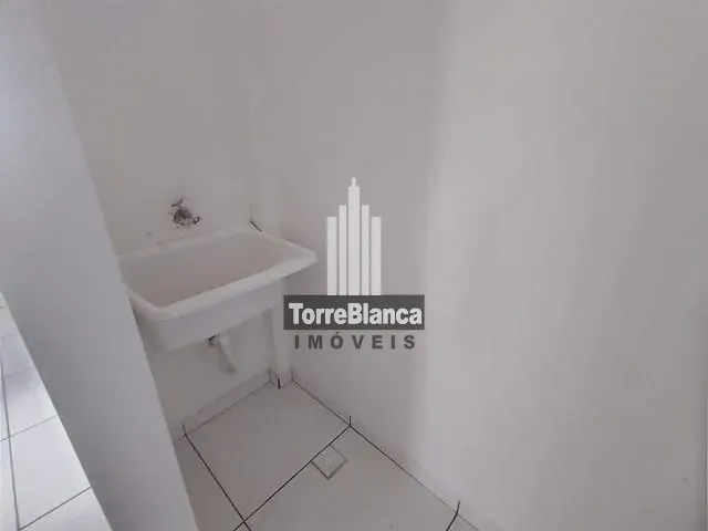 Flat com 34m² 1 quarto e 1 banheiro, à venda, no bairro Uvaranas em Ponta Grossa