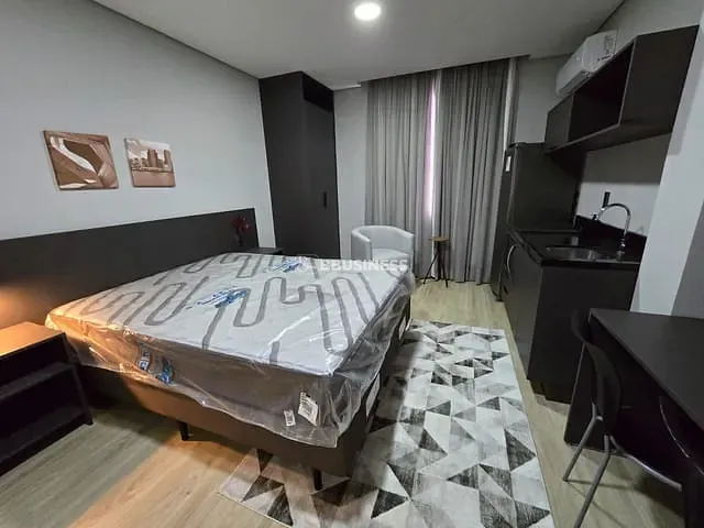 Flat 1 quarto e 1 banheiro, à venda, no bairro Centro Histórico em Porto Alegre