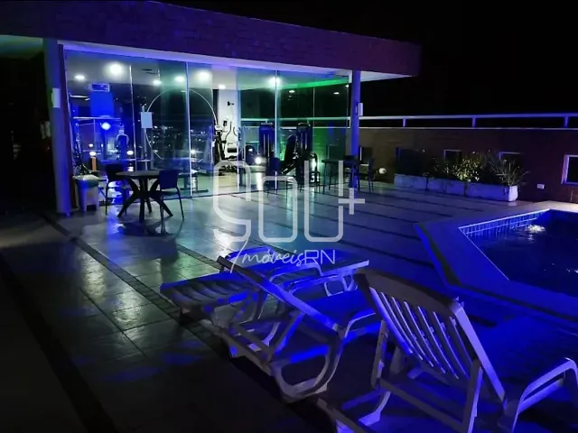 Flat 1 quarto e 1 banheiro, à venda, no bairro Petrópolis em Natal