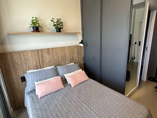 Flat 1 quarto e 1 banheiro, à venda ou para alugar, no bairro Moema em São Paulo