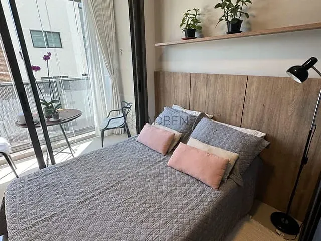 Flat 1 quarto e 1 banheiro, à venda ou para alugar, no bairro Moema em São Paulo