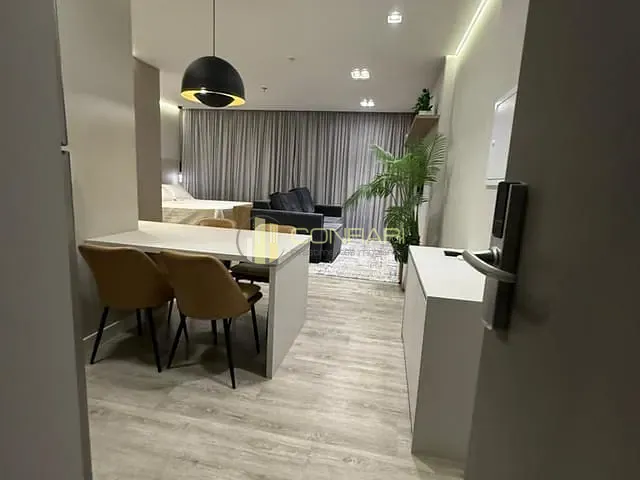 Flat 1 quarto e 1 banheiro, à venda, no bairro Meia Praia em Itapema