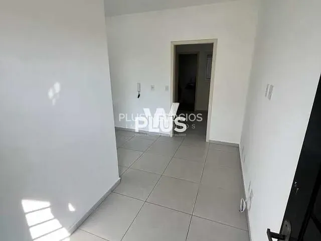 Flat 1 quarto e 1 banheiro, à venda, no bairro Vila Carvalho em Sorocaba