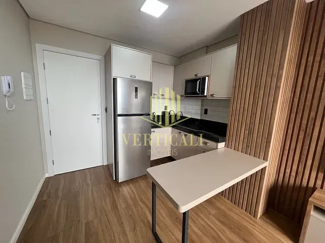 Flat com 29m² 1 quarto e 1 banheiro, para alugar, no bairro Duque de Caxias em Cuiabá