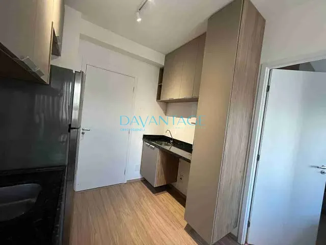 Flat com 24m² 1 quarto e 1 banheiro, para alugar, no bairro Vila Pompéia em São Paulo