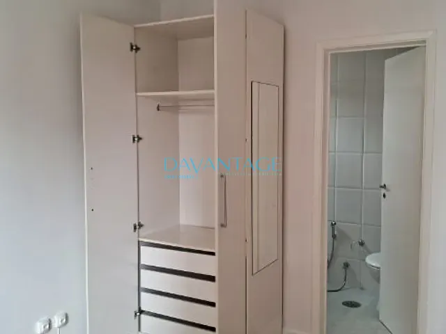 Flat com 40m² 1 quarto e 1 banheiro, para alugar, no bairro Santa Cecília em São Paulo