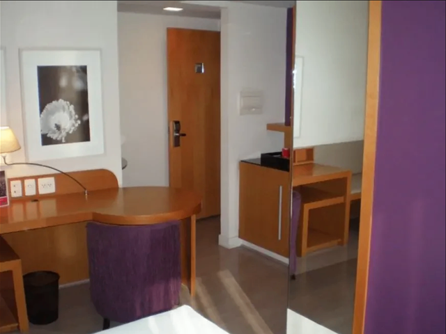 Flat 1 quarto e 1 banheiro, à venda, no bairro Lourdes em Belo Horizonte