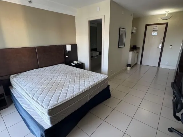 Flat com 32m² 1 quarto e 1 banheiro, para alugar, no bairro Praia do Pecado em Macaé