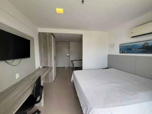 Flat com 29m² 1 quarto e 1 banheiro, à venda, no bairro Imbetiba em Macaé