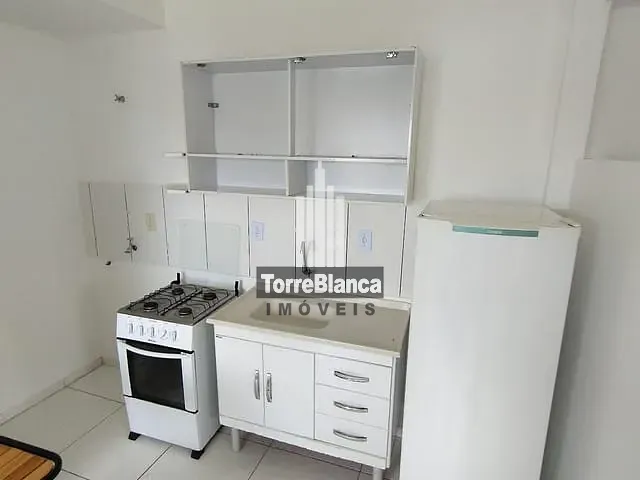 Flat com 34m² 1 quarto e 1 banheiro, à venda, no bairro Uvaranas em Ponta Grossa