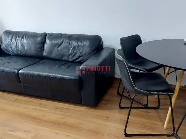Flat 1 quarto e 1 banheiro, à venda ou para alugar, no bairro Centro em São Bernardo do Campo