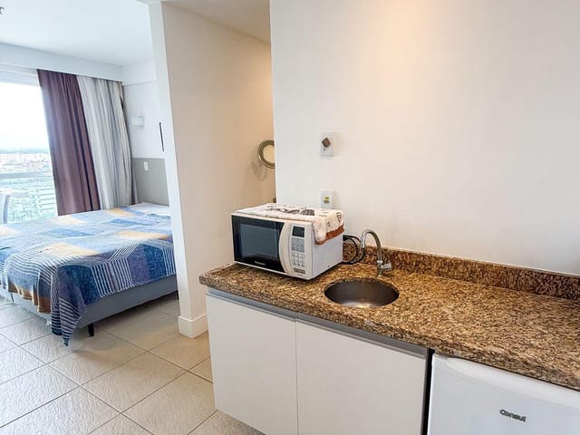 Flat com 29m² 1 quarto e 1 banheiro, à venda, no bairro Imbetiba em Macaé