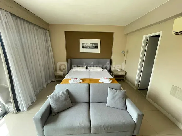 Flat 2 quartos e 2 banheiros, para alugar, no bairro Barra da Tijuca em Rio de Janeiro