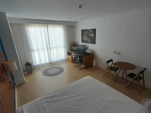 Flat 1 quarto e 1 banheiro, para alugar, no bairro Glória em Macaé