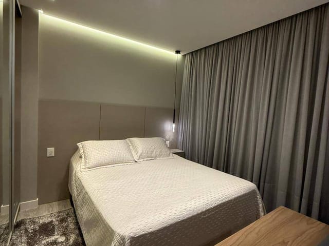 Flat com 40m² 1 quarto e 1 banheiro, à venda, no bairro Meia Praia em Itapema