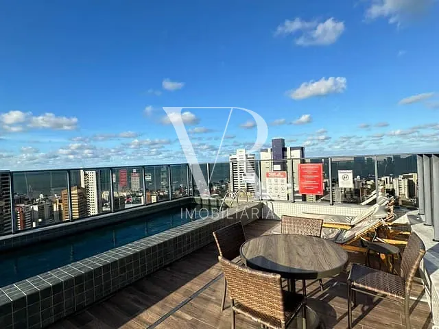 Flat 1 quarto e 1 banheiro, à venda, no bairro Tambaú em João Pessoa