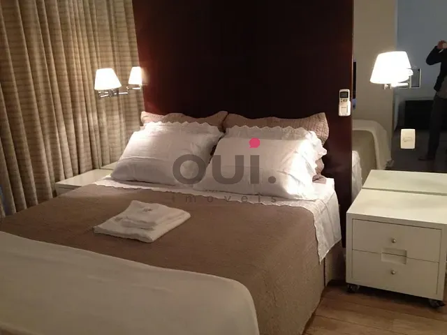 Flat 1 quarto e 1 banheiro, à venda, no bairro Itaim Bibi em São Paulo