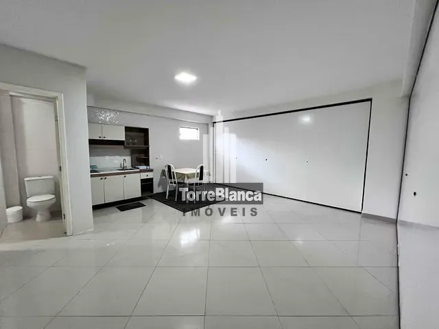 Flat com 25m² 1 quarto e 1 banheiro, para alugar, no bairro Centro em Ponta Grossa