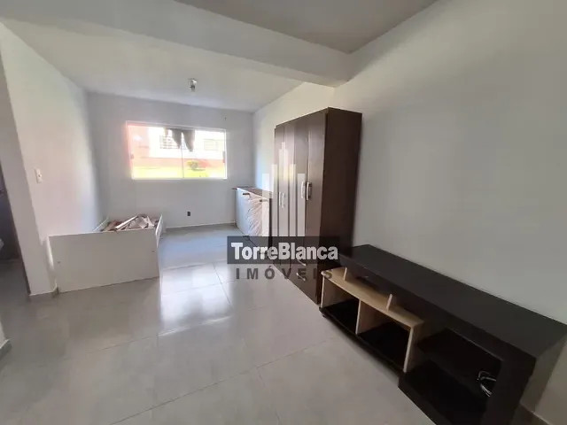 Flat 1 quarto e 1 banheiro, para alugar, no bairro Uvaranas em Ponta Grossa