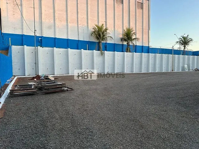 Galpão / Barracão com 6000m², para alugar, no bairro Distrito Industrial Domingos Biancardi em Bauru
