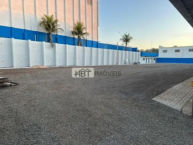 Galpão / Barracão com 6000m², para alugar, no bairro Distrito Industrial Domingos Biancardi em Bauru