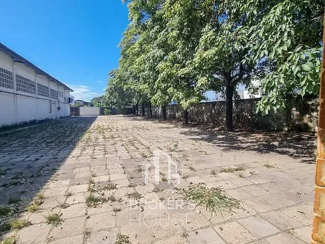 Galpão / Barracão com 4000m², à venda ou para alugar, no bairro Civit II em Serra
