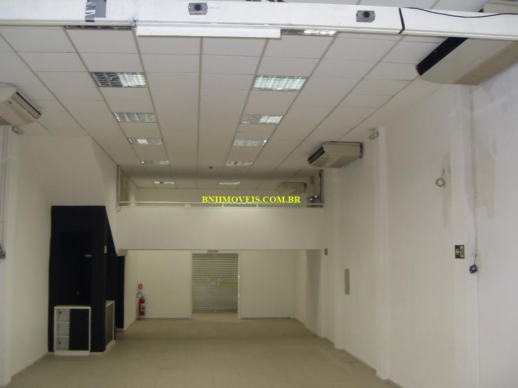 Depósito-Galpão-Armazém para alugar, 350m² - Foto 1