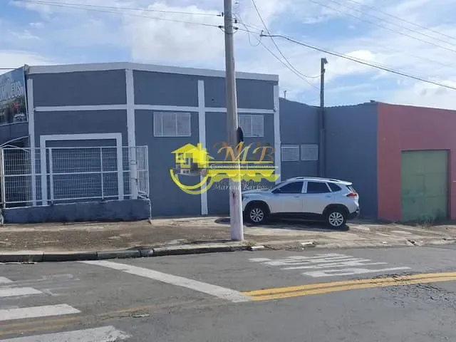 Galpão / Barracão com 355m², à venda, no bairro Parque Dom Pedro II em Campinas