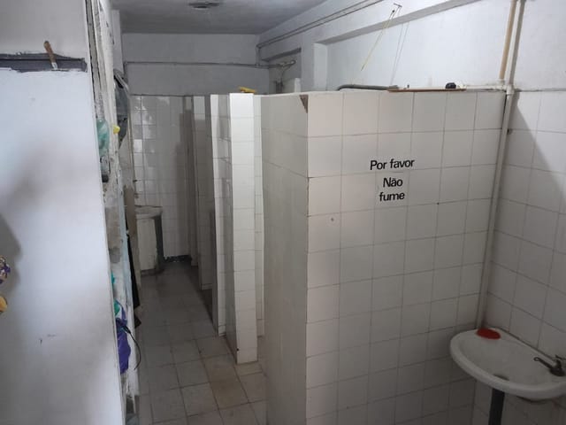 Galpão com 550m², à venda, no bairro Marechal Hermes em Rio de Janeiro